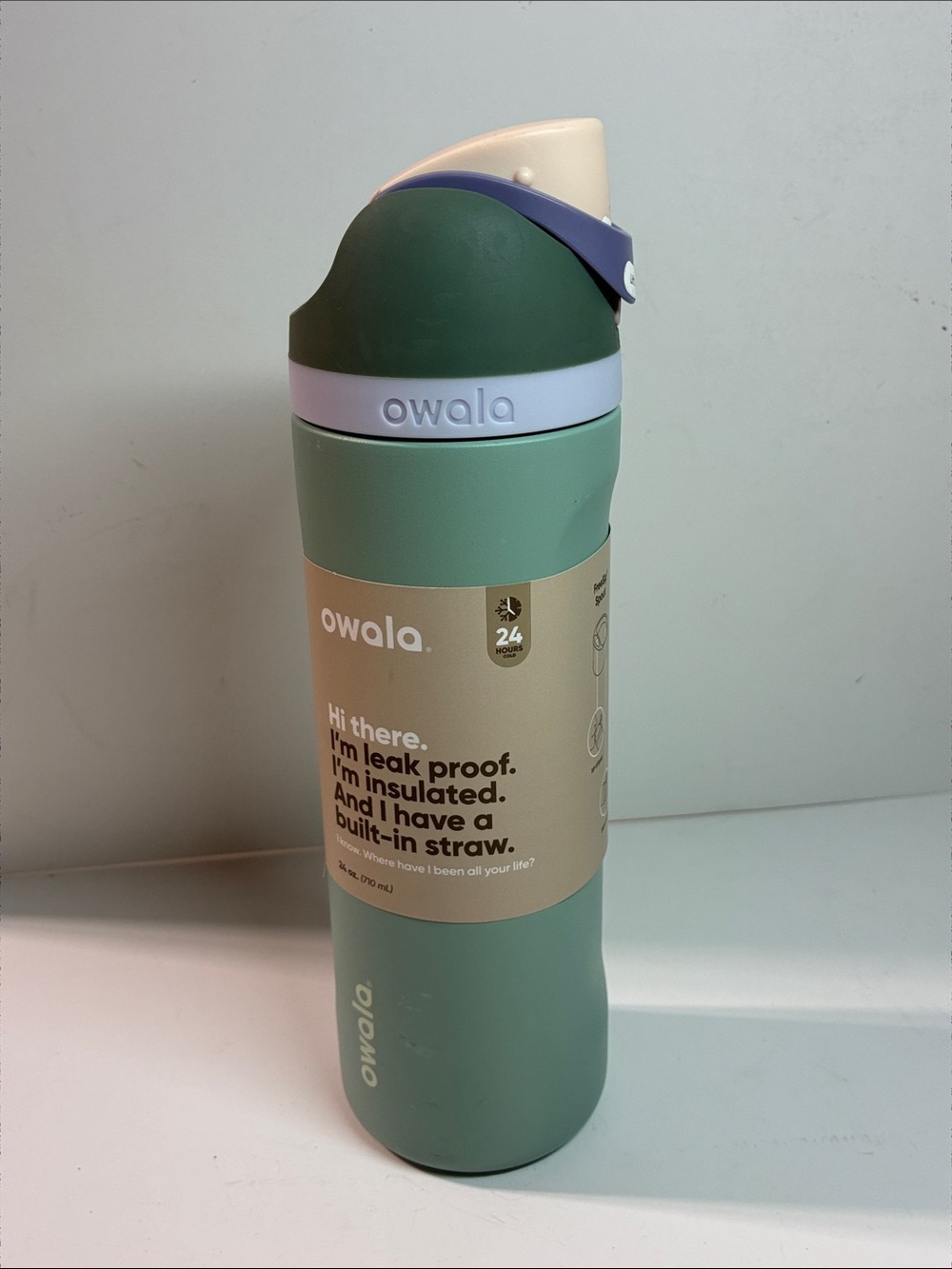 24 oz Owala FreeSip with Straw NEW